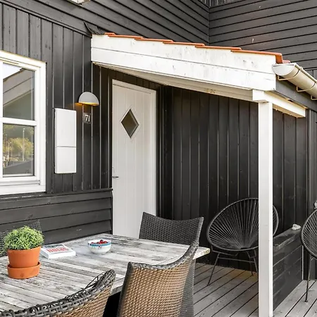 Alli - 100m From The Sea By Interhome Holiday home *